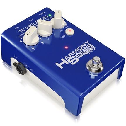 TC HELICON HARMONY SINGER 2 - вокальная педаль с функцией адаптации под голосовые особенности