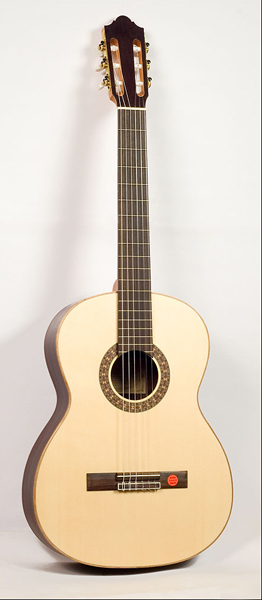 947L-4/4 Классическая гитара, глянцевая, Strunal