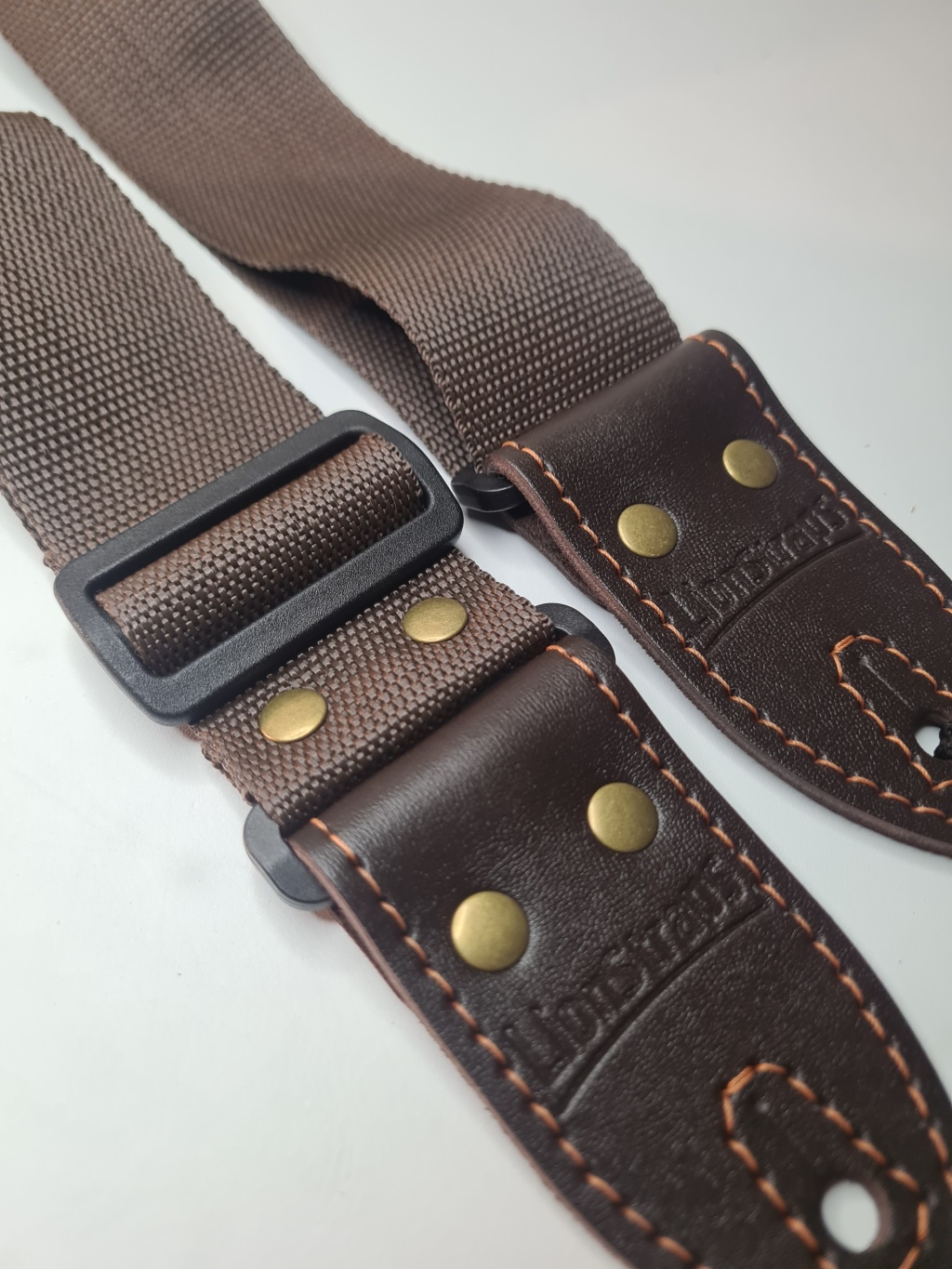 LS.P.C.001 Ремень для гитары, полиэстер, коричневый, LionStraps