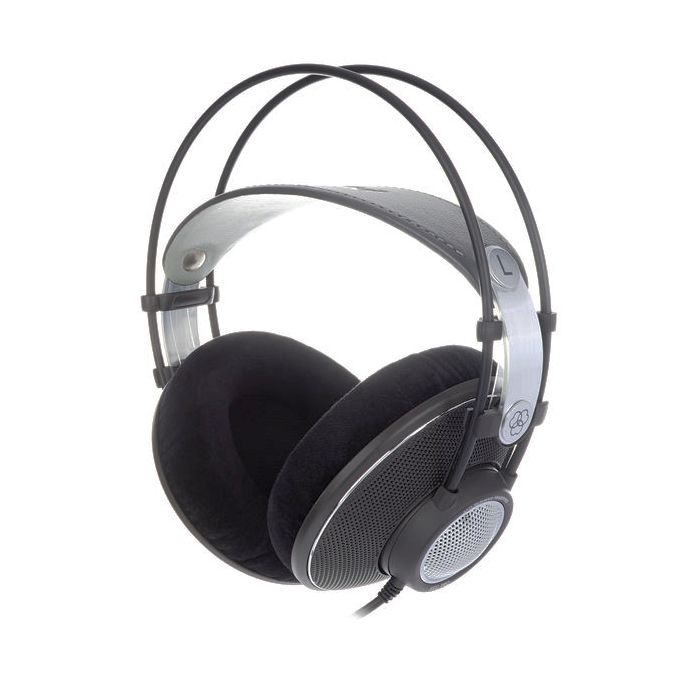 AKG K612 PRO - референсные открытые наушники 120 Ом, 12—39500 Гц, кабель 3м