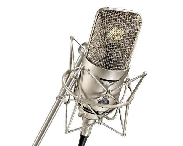 NEUMANN M 149-SET-EU - конденсаторный ламповый студийный микрофон,с переключаемой направленностью