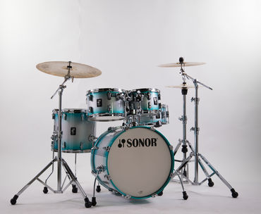 17503033 AQ2 Studio Set ASB 17333 Барабанная установка, серебристая, Sonor